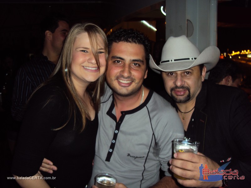 Balada: Fotos de Sexta na Plataforma do Choop na Cidade do Automovel - DF