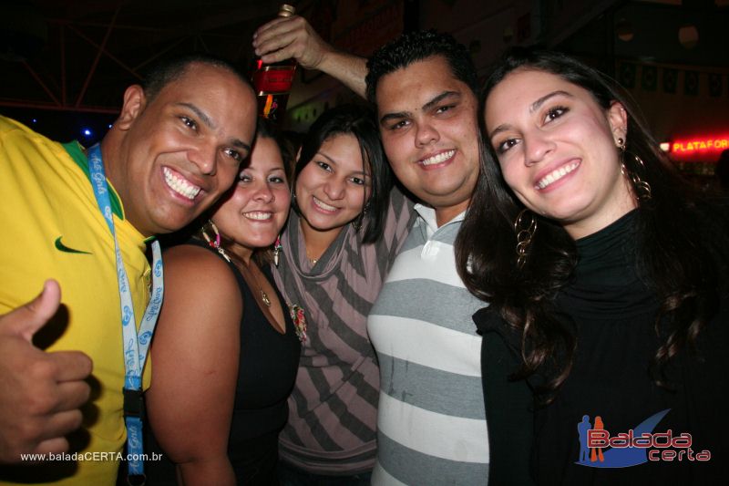 Balada: Fotos de Sexta na Plataforma do Choop na Cidade do Automovel - DF