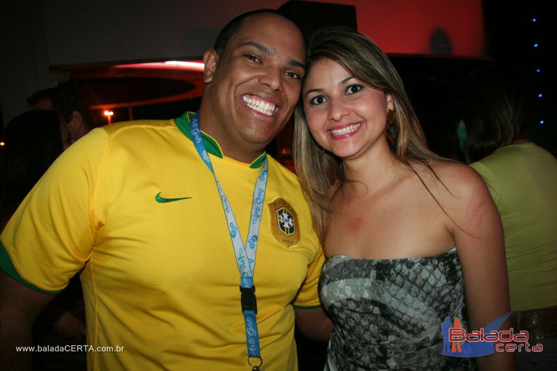 Balada: Fotos de Sexta na Plataforma do Choop na Cidade do Automovel - DF