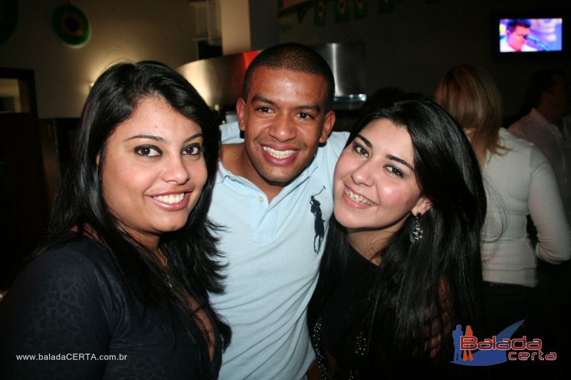 Balada: Fotos de Sexta na Plataforma do Choop na Cidade do Automovel - DF
