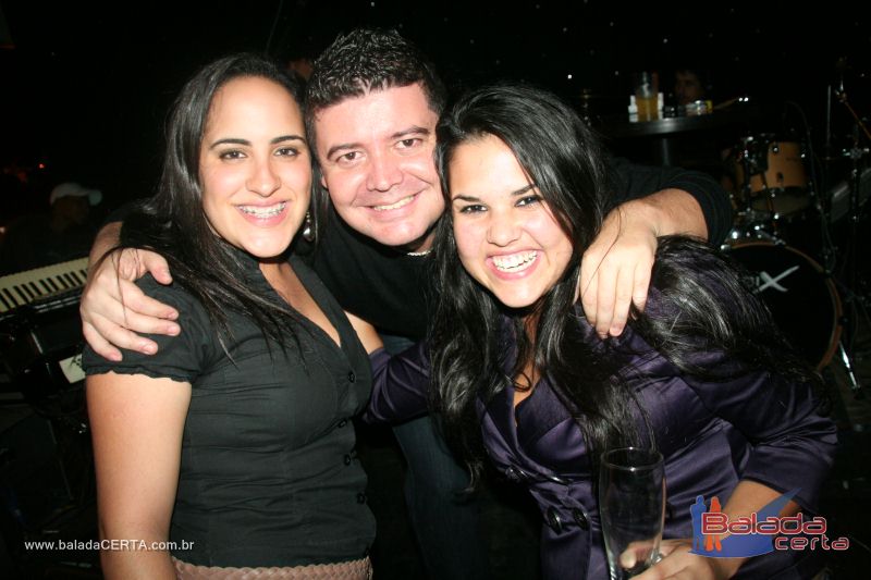 Balada: Fotos de Sexta na Plataforma do Choop na Cidade do Automovel - DF