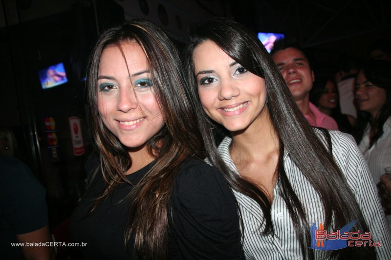 Balada: Fotos de Sexta na Plataforma do Choop na Cidade do Automovel - DF