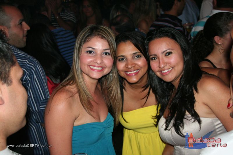 Balada: Fotos de Sexta na Plataforma do Choop na Cidade do Automovel - DF