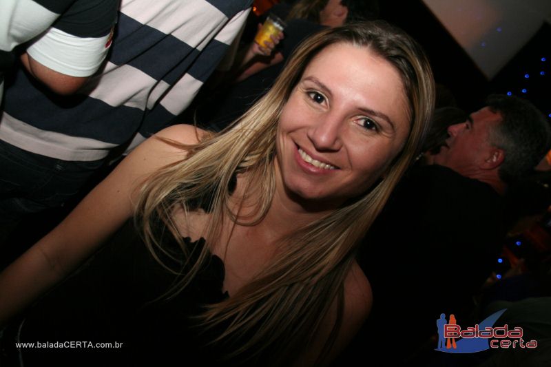 Balada: Fotos de Sexta na Plataforma do Choop na Cidade do Automovel - DF