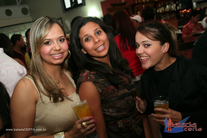 Balada: Fotos de Sexta na Plataforma do Choop na Cidade do Automovel - DF