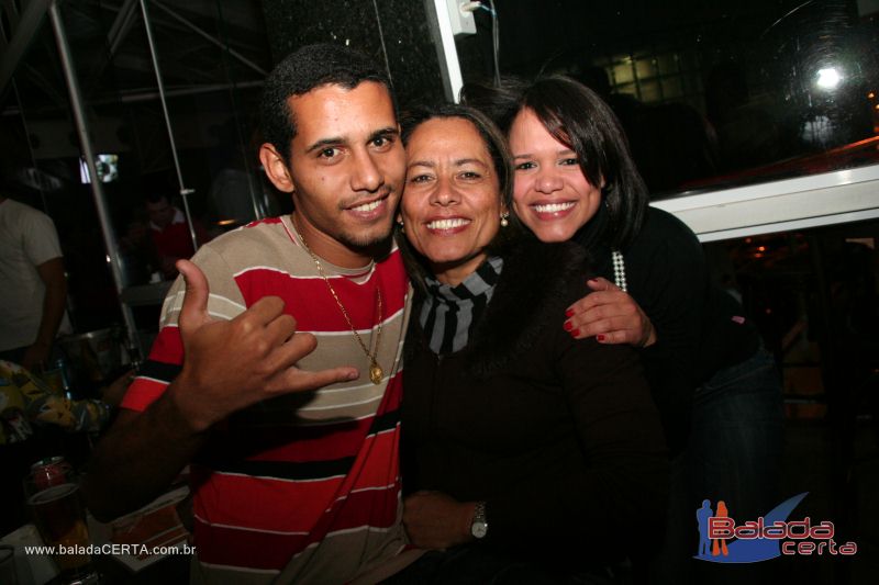 Balada: Fotos de Sexta na Plataforma do Choop na Cidade do Automovel - DF