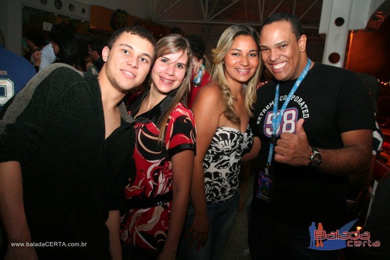Balada: Fotos de Sexta na Plataforma do Choop na Cidade do Automovel - DF