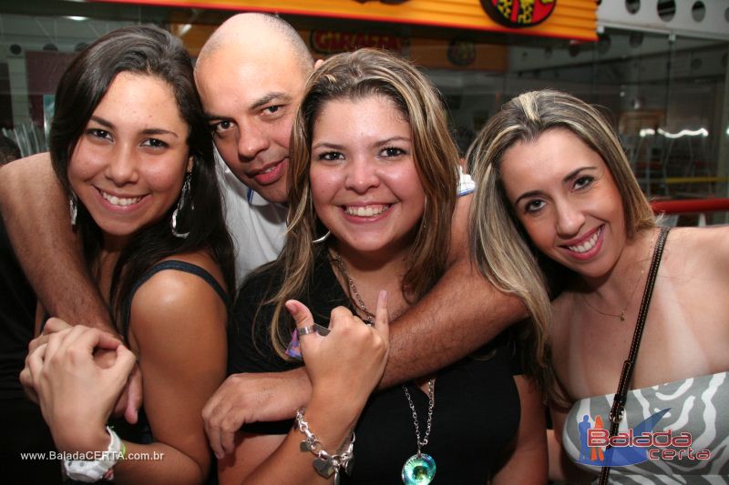 Balada: Fotos de Sexta na Plataforma do Choop na Cidade do Automovel - DF