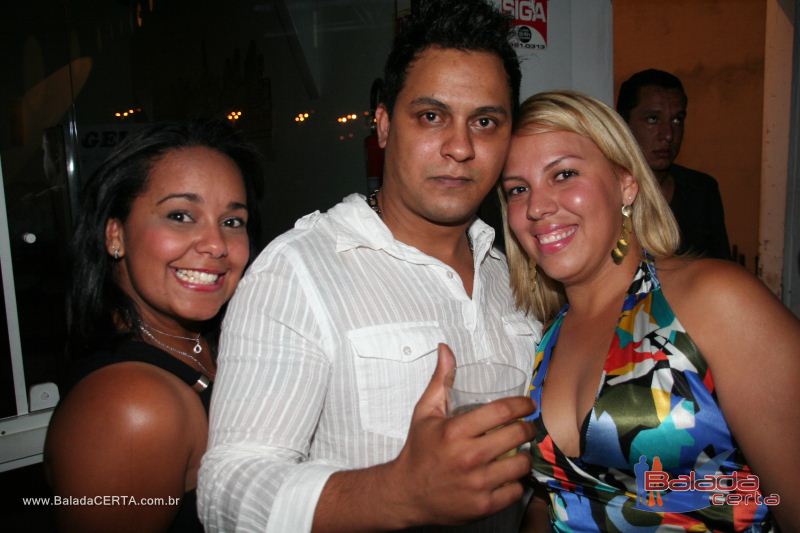 Balada: Fotos de Sexta na Plataforma do Choop na Cidade do Automovel - DF