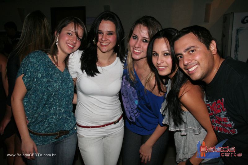 Balada: Fotos de Sexta na Plataforma do Choop na Cidade do Automovel - DF