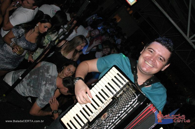 Balada: Fotos de Sexta na Plataforma do Choop na Cidade do Automovel - DF