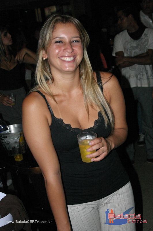Balada: Fotos de Sexta na Plataforma do Choop na Cidade do Automovel - DF
