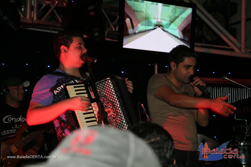 Balada: Fotos de Sexta na Plataforma do Choop na Cidade do Automovel - DF