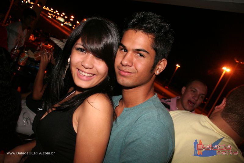 Balada: Fotos de Sexta na Plataforma do Choop na Cidade do Automovel - DF