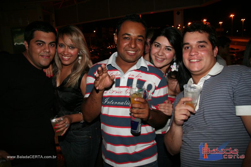 Balada: Fotos de Sexta na Plataforma do Choop na Cidade do Automovel - DF