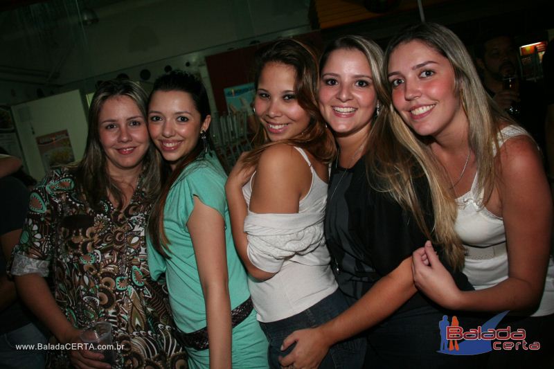 Balada: Fotos de Sexta na Plataforma do Choop na Cidade do Automovel - DF