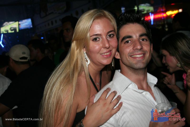 Balada: Fotos de Sexta na Plataforma do Choop na Cidade do Automovel - DF