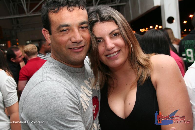 Balada: Fotos de Sexta na Plataforma do Choop na Cidade do Automovel - DF