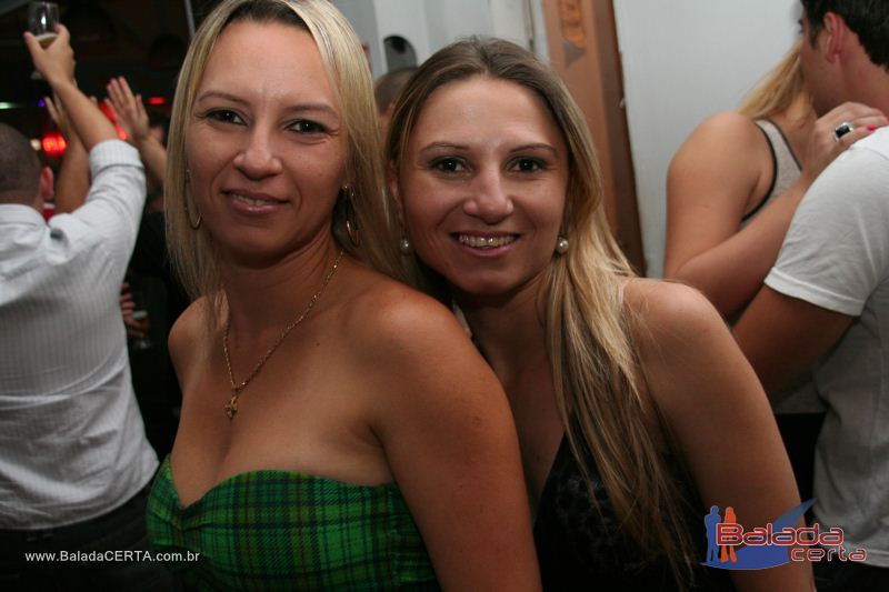 Balada: Fotos de Sexta na Plataforma do Choop na Cidade do Automovel - DF