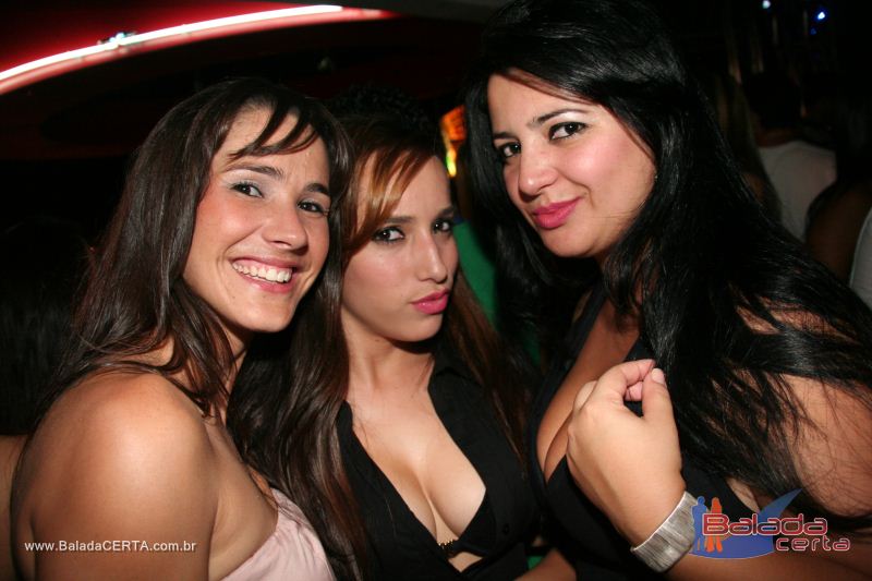 Balada: Fotos de Sexta na Plataforma do Choop na Cidade do Automovel - DF