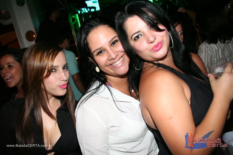 Balada: Fotos de Sexta na Plataforma do Choop na Cidade do Automovel - DF