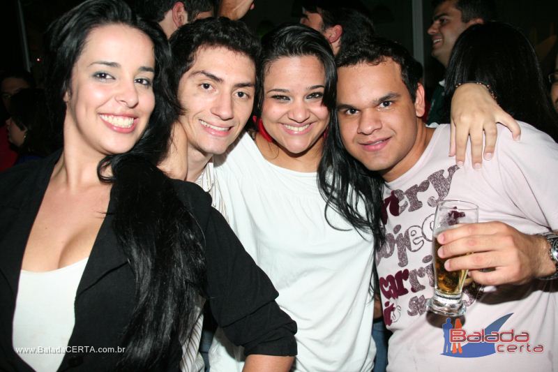 Balada: Fotos de Sexta na Plataforma do Choop na Cidade do Automovel - DF