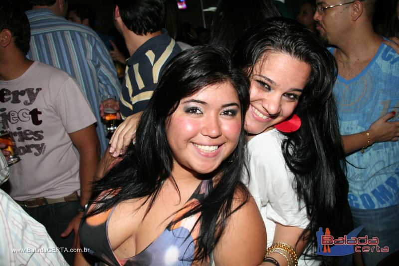 Balada: Fotos de Sexta na Plataforma do Choop na Cidade do Automovel - DF