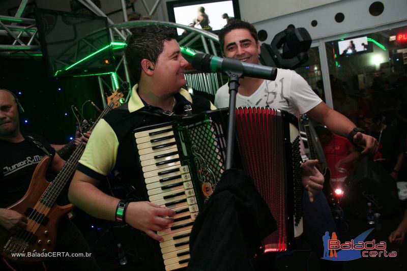 Balada: Fotos de Sexta na Plataforma do Choop na Cidade do Automovel - DF
