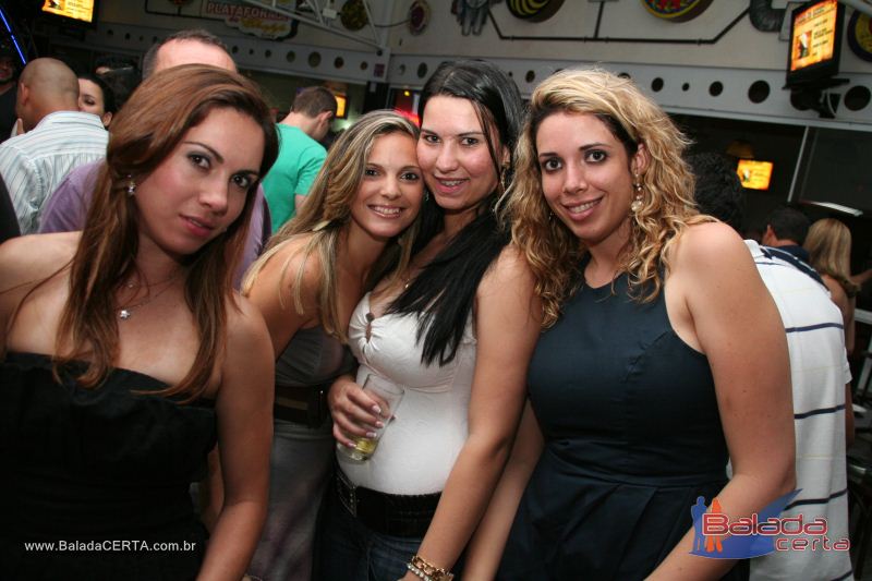 Balada: Fotos de Sexta na Plataforma do Choop na Cidade do Automovel - DF