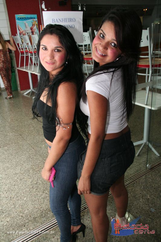Balada: Fotos de Sexta na Plataforma do Choop na Cidade do Automovel - DF