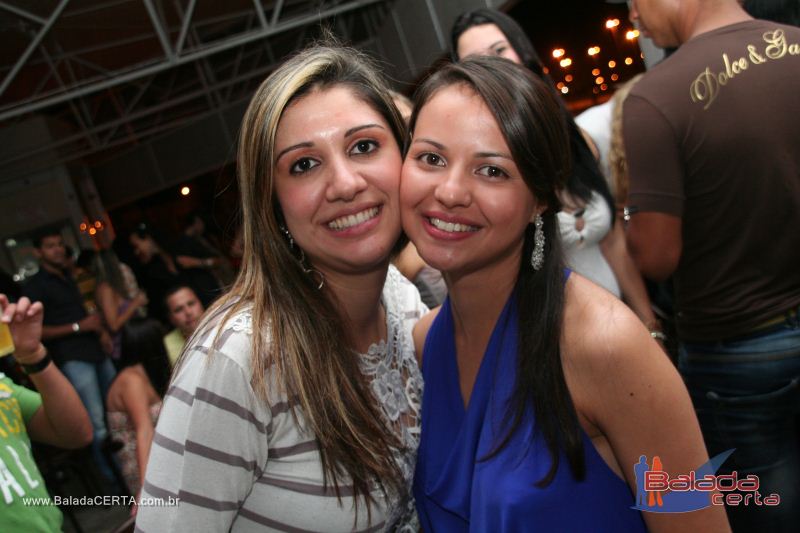 Balada: Fotos de Sexta na Plataforma do Choop na Cidade do Automovel - DF