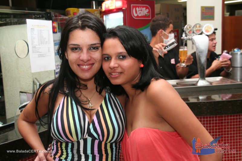Balada: Fotos de Sexta na Plataforma do Choop na Cidade do Automovel - DF