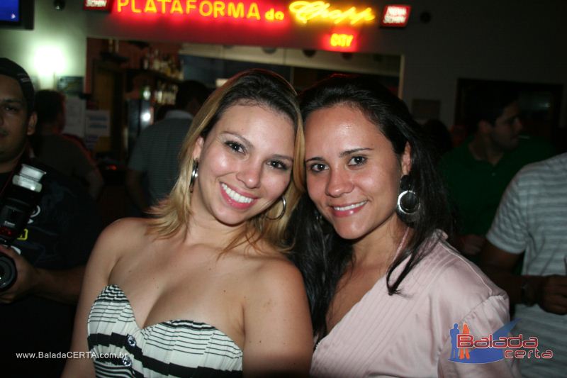 Balada: Fotos de Sexta na Plataforma do Choop na Cidade do Automovel - DF