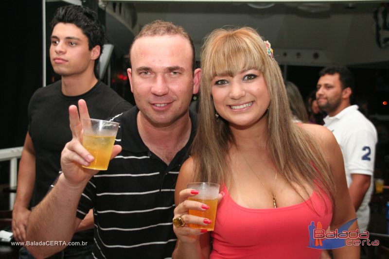 Balada: Fotos de Sexta na Plataforma do Choop na Cidade do Automovel - DF