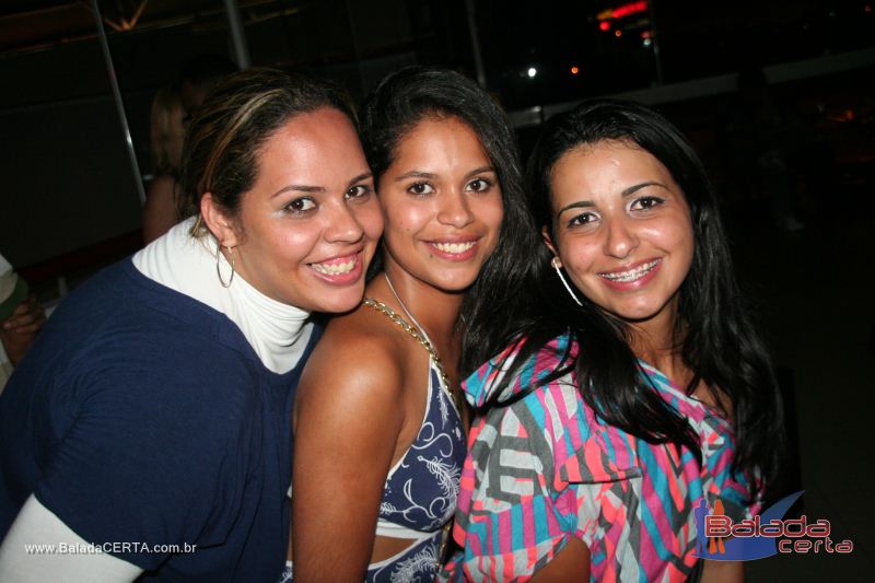 Balada: Fotos de Sexta na Plataforma do Choop na Cidade do Automovel - DF