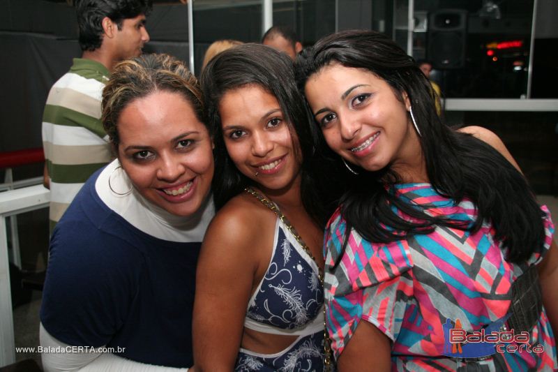 Balada: Fotos de Sexta na Plataforma do Choop na Cidade do Automovel - DF