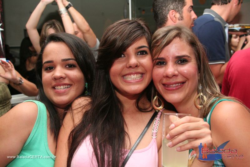 Balada: Fotos de Sexta na Plataforma do Choop na Cidade do Automovel - DF