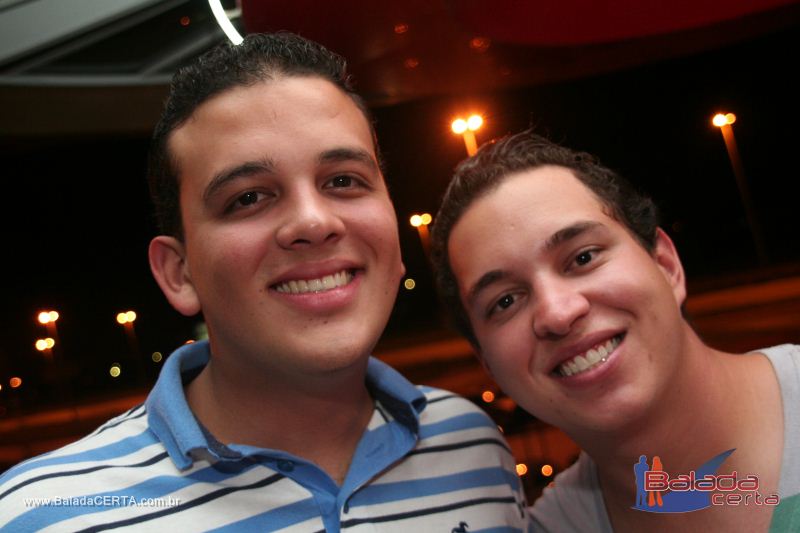 Balada: Fotos de Sexta na Plataforma do Choop na Cidade do Automovel - DF