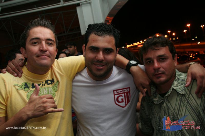 Balada: Fotos de Sexta na Plataforma do Choop na Cidade do Automovel - DF