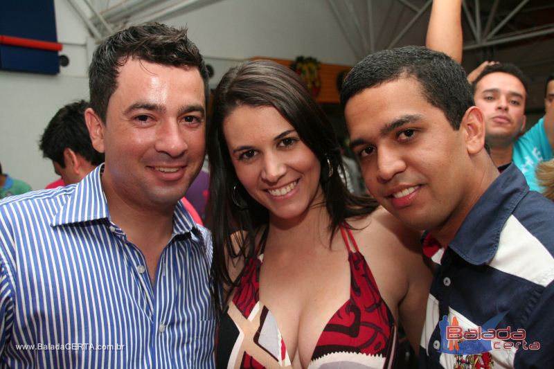 Balada: Fotos de Sexta na Plataforma do Choop na Cidade do Automovel - DF