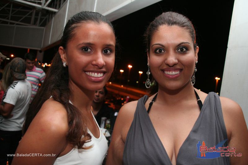 Balada: Fotos de Sexta na Plataforma do Choop na Cidade do Automovel - DF