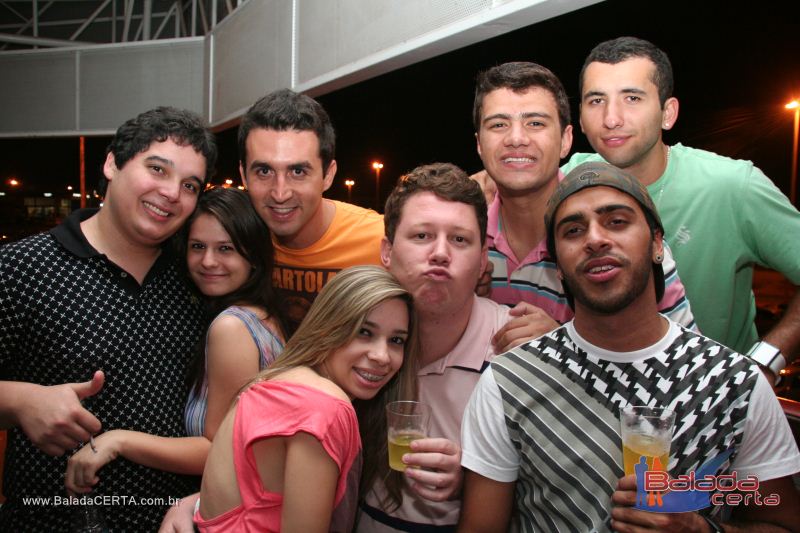 Balada: Fotos de Sexta na Plataforma do Choop na Cidade do Automovel - DF