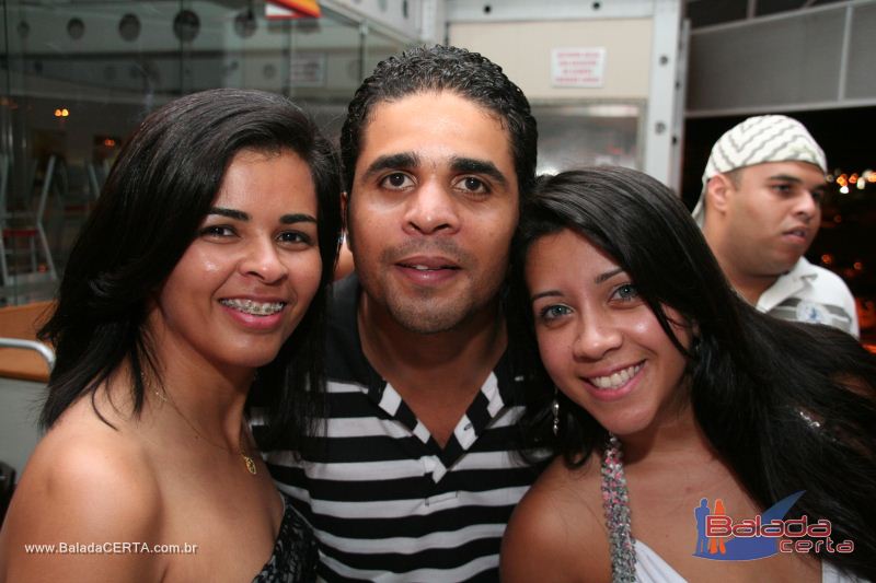 Balada: Fotos de Sexta na Plataforma do Choop na Cidade do Automovel - DF