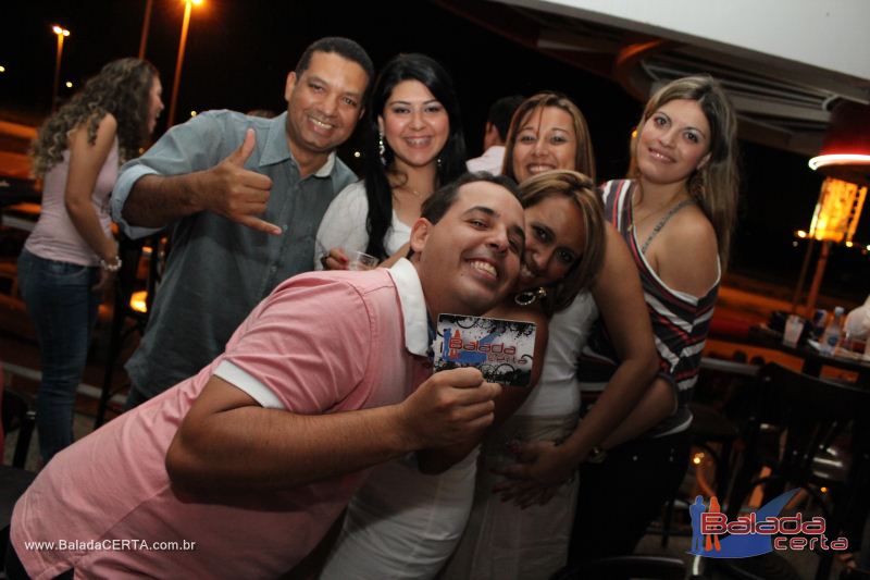 Balada: Fotos de Sexta na Plataforma do Choop na Cidade do Automovel - DF