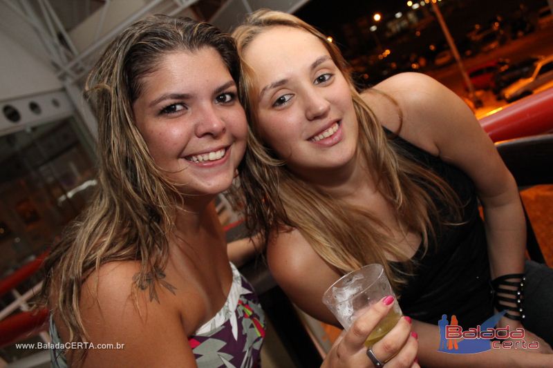 Balada: Fotos de Sexta na Plataforma do Choop na Cidade do Automovel - DF