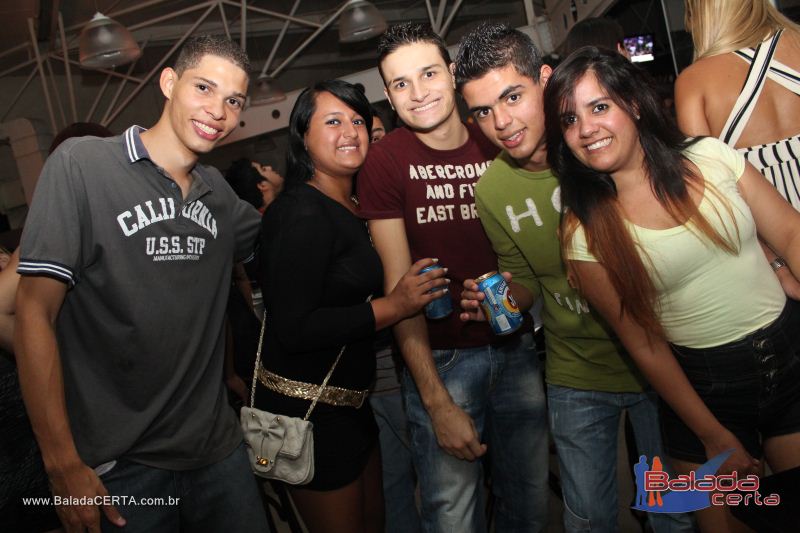 Balada: Fotos de Sexta na Plataforma do Choop na Cidade do Automovel - DF