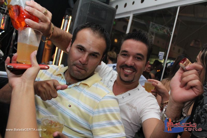 Balada: Fotos de Sexta na Plataforma do Choop na Cidade do Automovel - DF