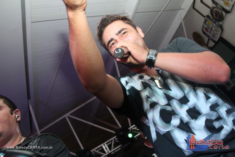 Balada: Fotos de Sexta na Plataforma do Choop na Cidade do Automovel - DF