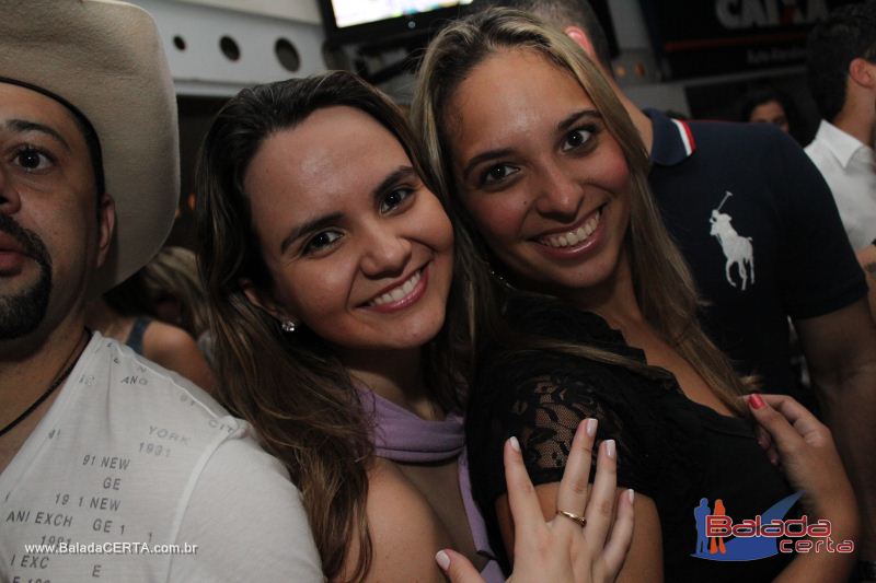 Balada: Fotos de Sexta na Plataforma do Choop na Cidade do Automovel - DF