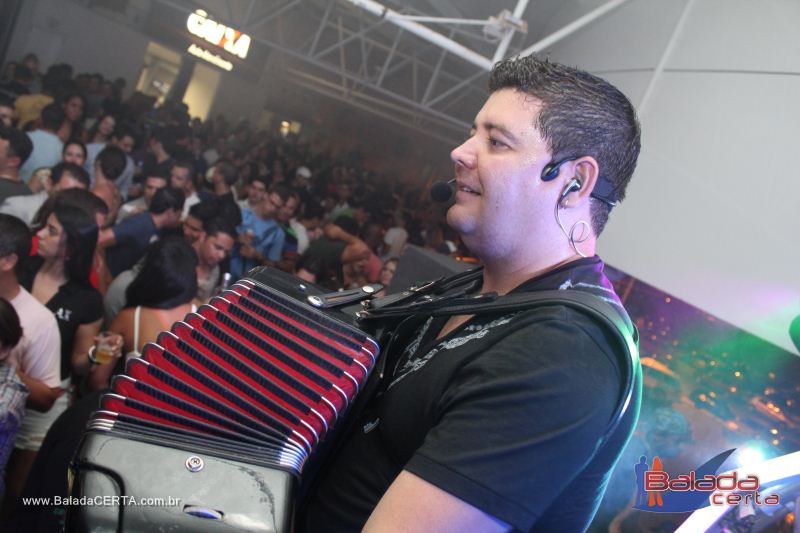Balada: Fotos de Sexta na Plataforma do Choop na Cidade do Automovel - DF